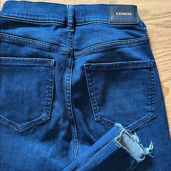 Express High Rise Skinny Jeans - 2R Dark Wash - Picture 5 of 6